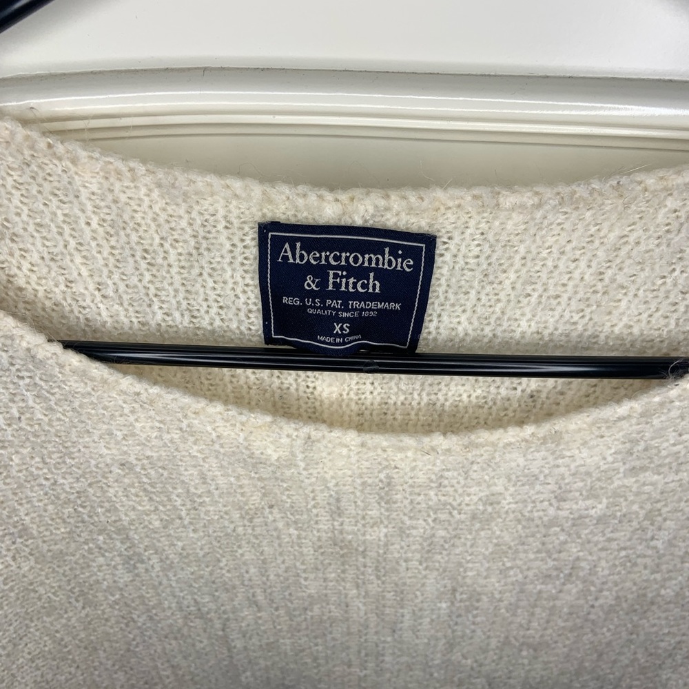 Ivory Sweater - Picture 2 of 2